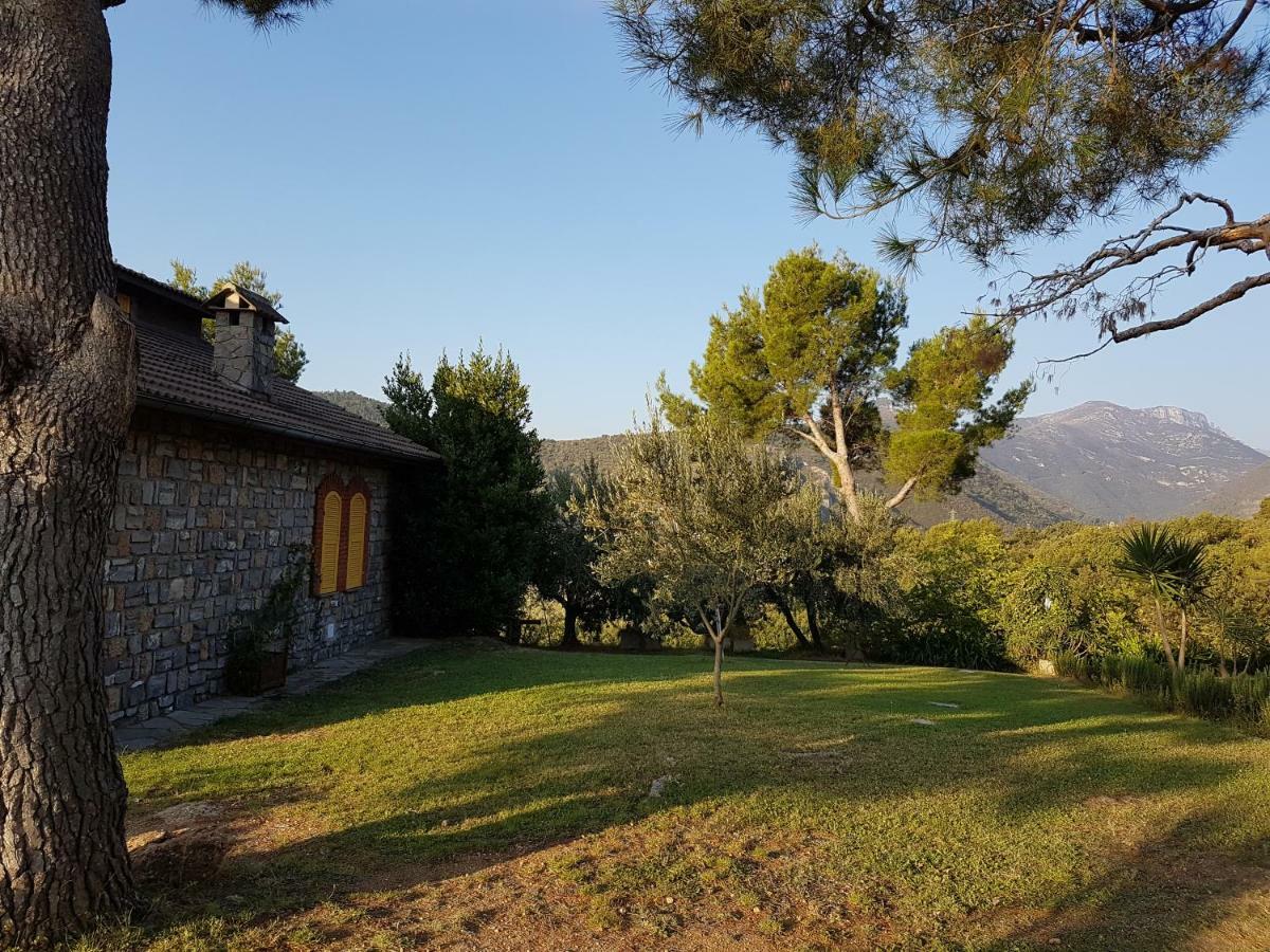 Villa Fior Di Lavanda Cisano sul Neva Dış mekan fotoğraf
